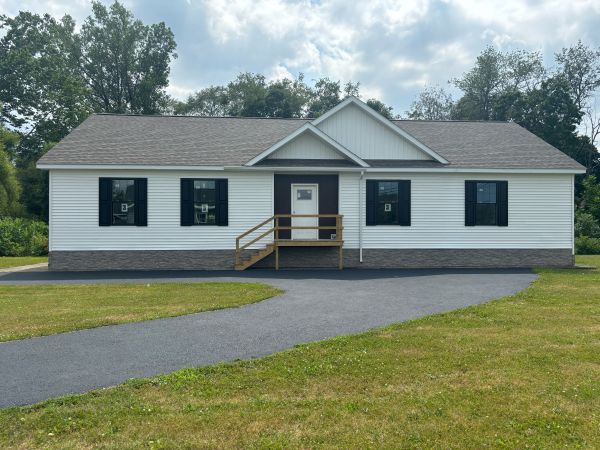 3 bedroom modular home for sale in Meadville, PA